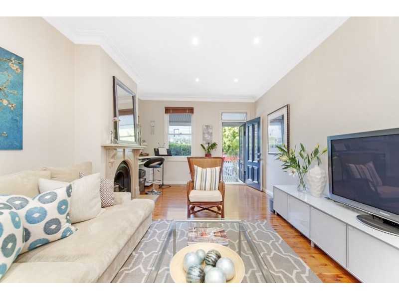 15 Roseberry Street, Balmain NSW 2041