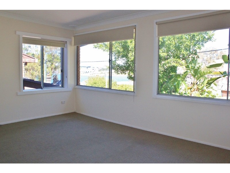 10 Clifton Street, Balmain East NSW 2041