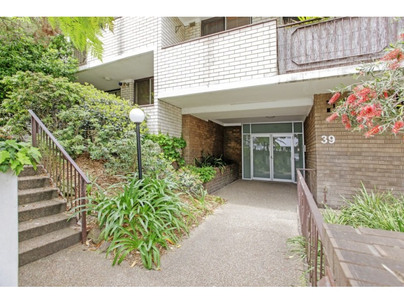 2/39 Church Street, Birchgrove NSW 2041