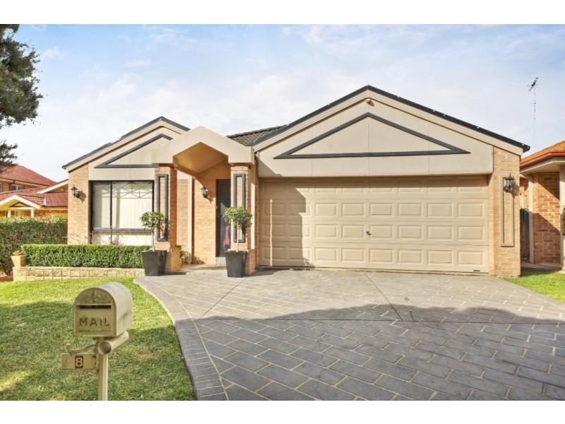 8 Bursaria Road, Mount Annan NSW 2567