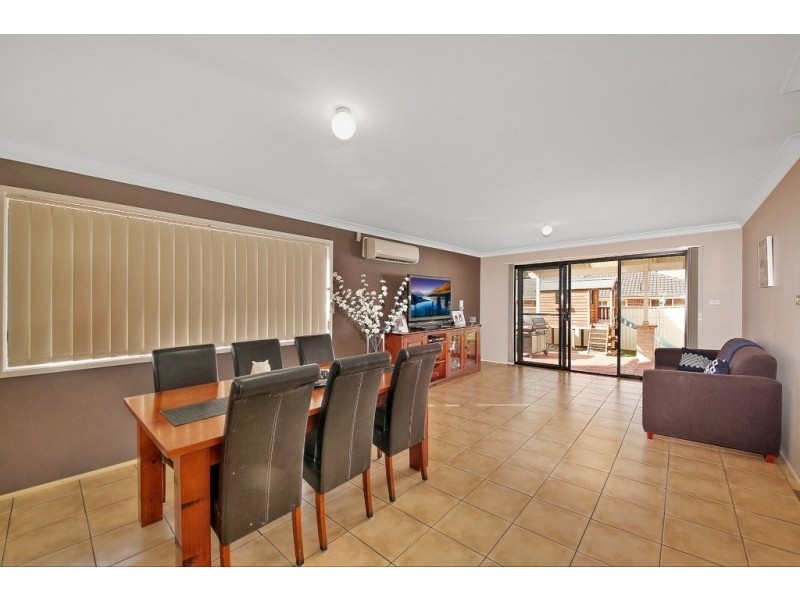 8 Bursaria Road, Mount Annan NSW 2567