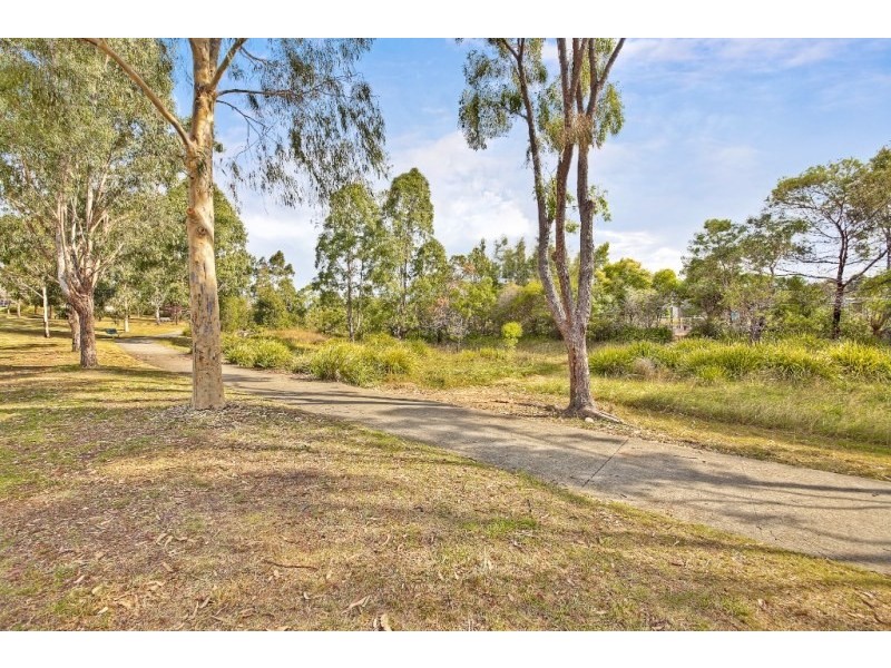 8 Bursaria Road, Mount Annan NSW 2567