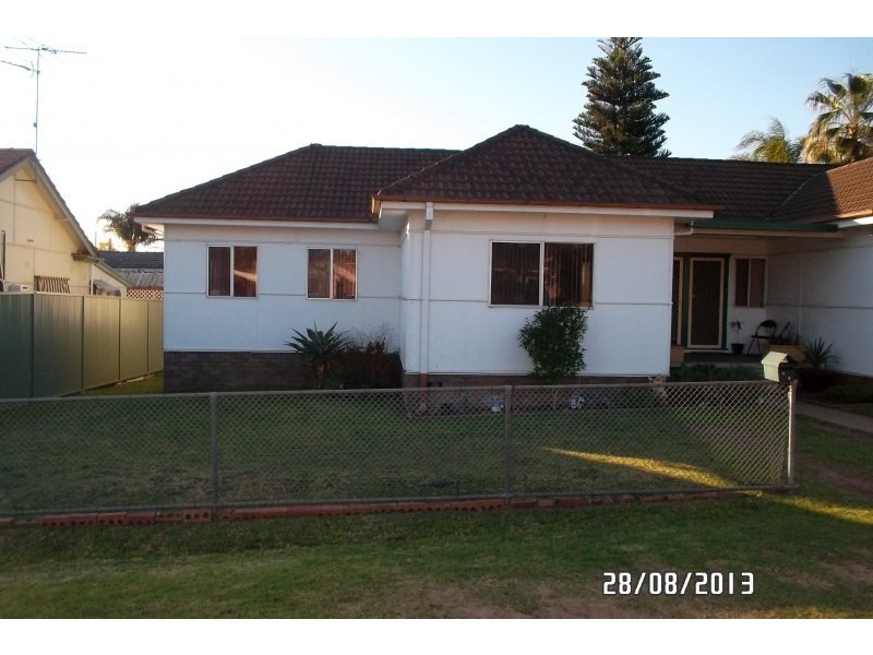 Unit 1/3 Mowatt Street, Narellan NSW 2567