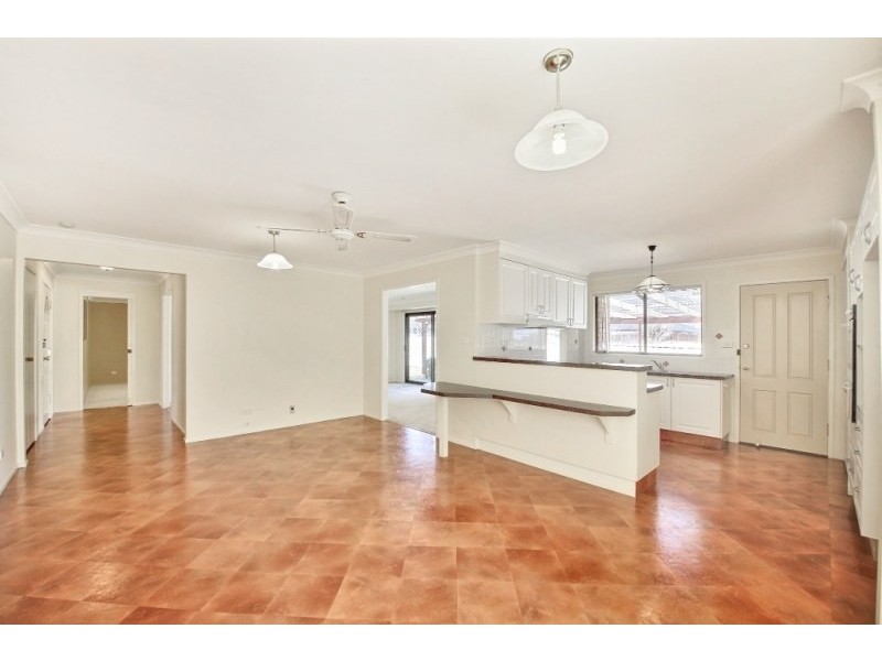 17 Cranfield Place, Camden South NSW 2570