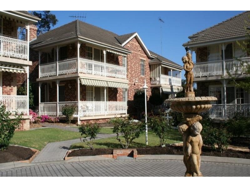 Unit 18/14-20 Barsden Street, Camden NSW 2570