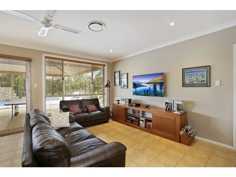 1 Pepperfields Place, Grasmere NSW 2570