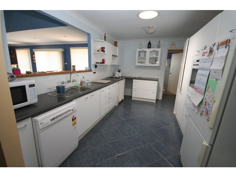 4 West Place, Camden South NSW 2570