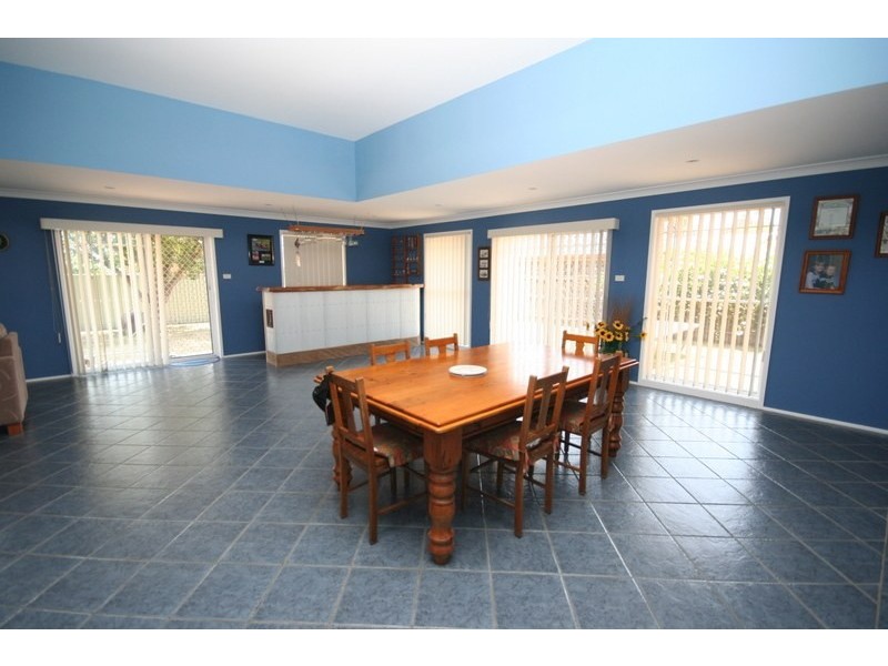4 West Place, Camden South NSW 2570