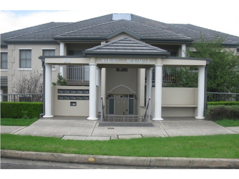 Unit 8/88 Menangle Road, Camden NSW 2570