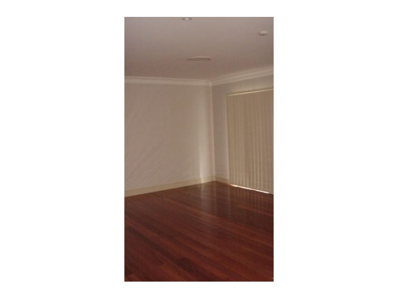 Unit 8/88 Menangle Road, Camden NSW 2570