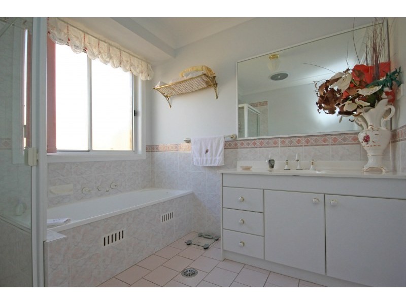 40 William Campbell Avenue, Harrington Park NSW 2567