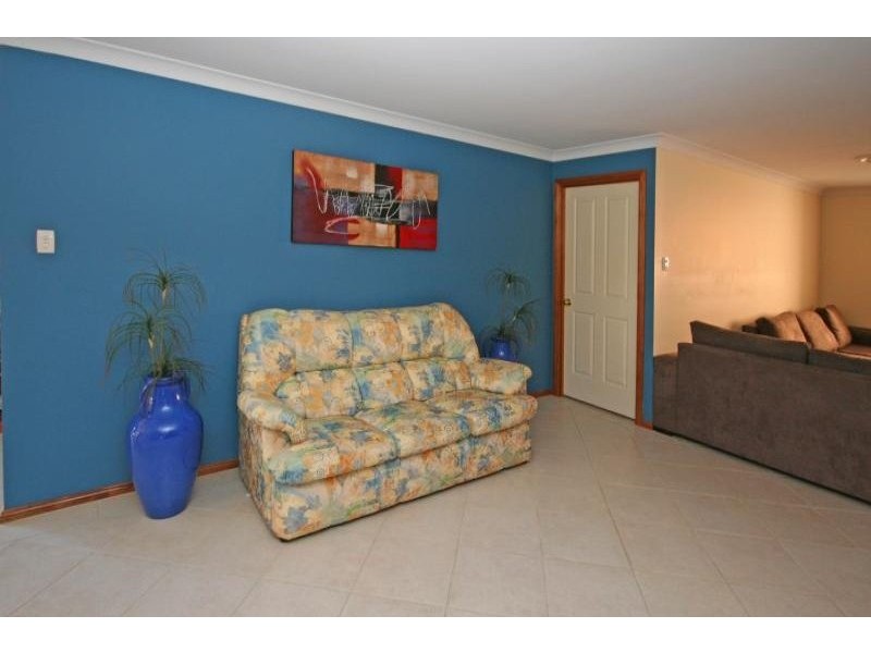 15 Wilmott Court, Camden Park NSW 2570