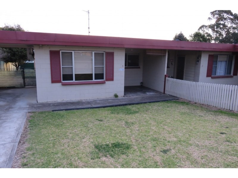 1/16 William Street, The Oaks NSW 2570
