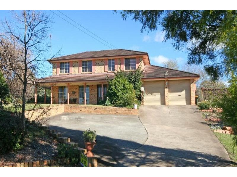 13 Mooresfield Lane, Camden NSW 2570