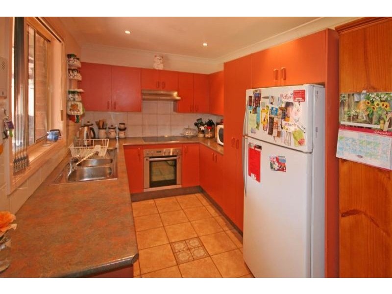 12 Moran Place, Currans Hill NSW 2567