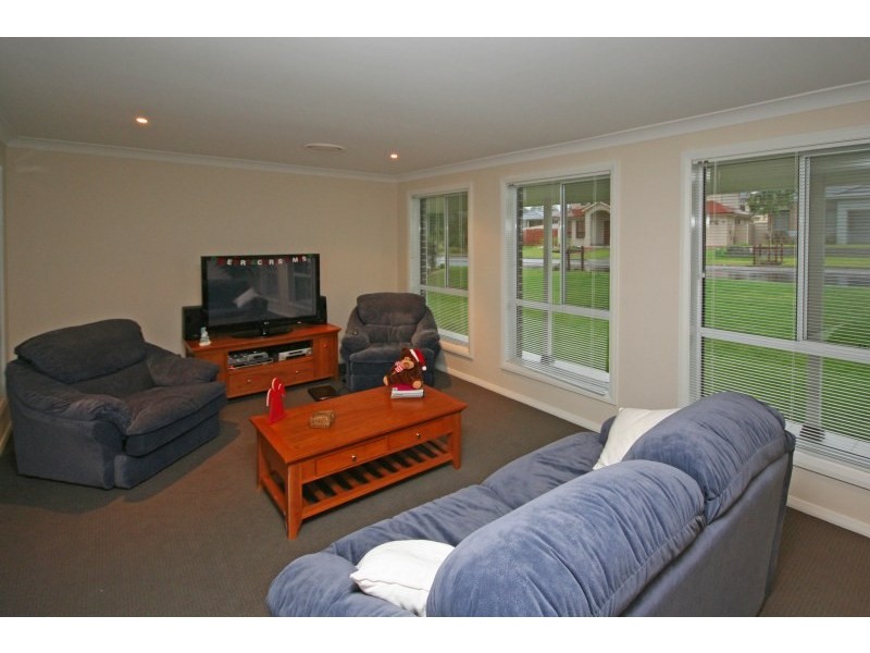200 Mount Annan Drive, Mount Annan NSW 2567