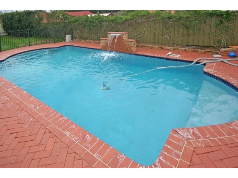 28 Devitt Crescent, The Oaks NSW 2570