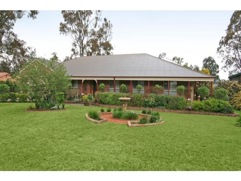 5 Browns Road, The Oaks NSW 2570