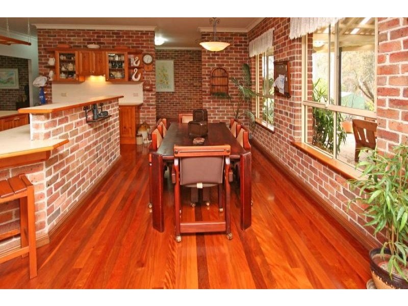 5 Browns Road, The Oaks NSW 2570