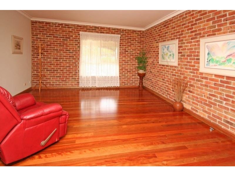 5 Browns Road, The Oaks NSW 2570