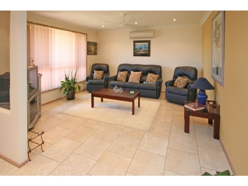 11 Moore Road, Oakdale NSW 2570