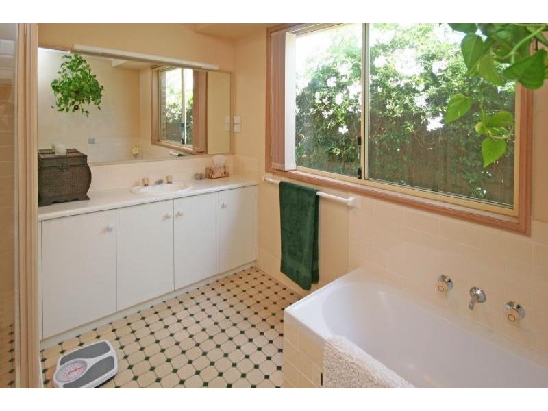 11 Moore Road, Oakdale NSW 2570