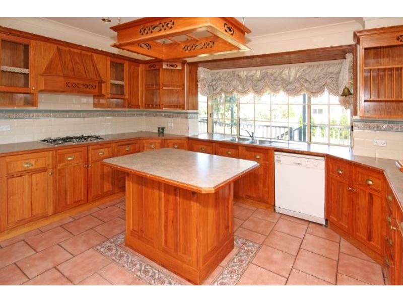 7 Huthnance Place, Camden South NSW 2570