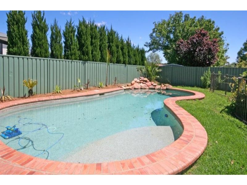 7 Huthnance Place, Camden South NSW 2570