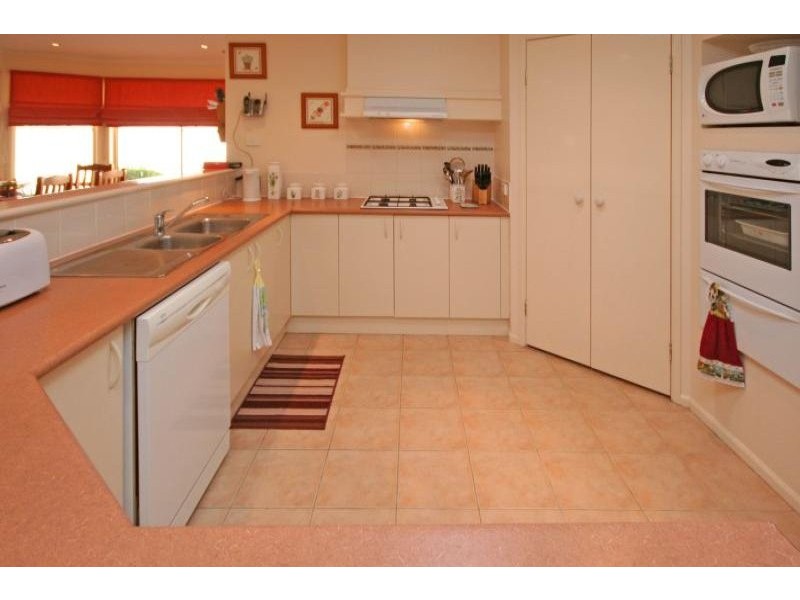 18 John Mclennon Circuit, Harrington Park NSW 2567