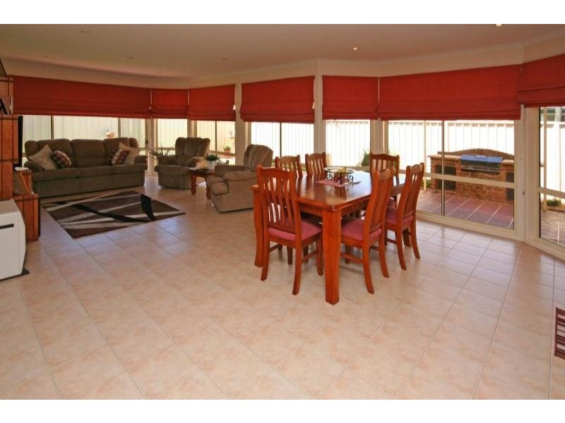 18 John Mclennon Circuit, Harrington Park NSW 2567