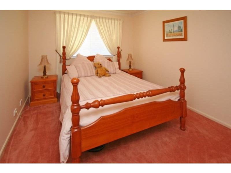 18 John Mclennon Circuit, Harrington Park NSW 2567