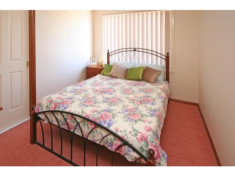2 Lady Anne Way, Narellan Vale NSW 2567