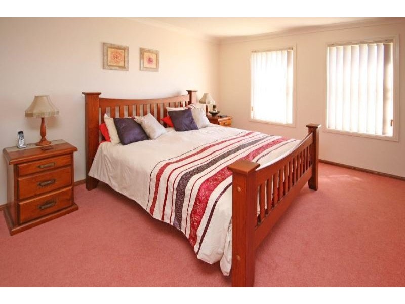 2 Lady Anne Way, Narellan Vale NSW 2567