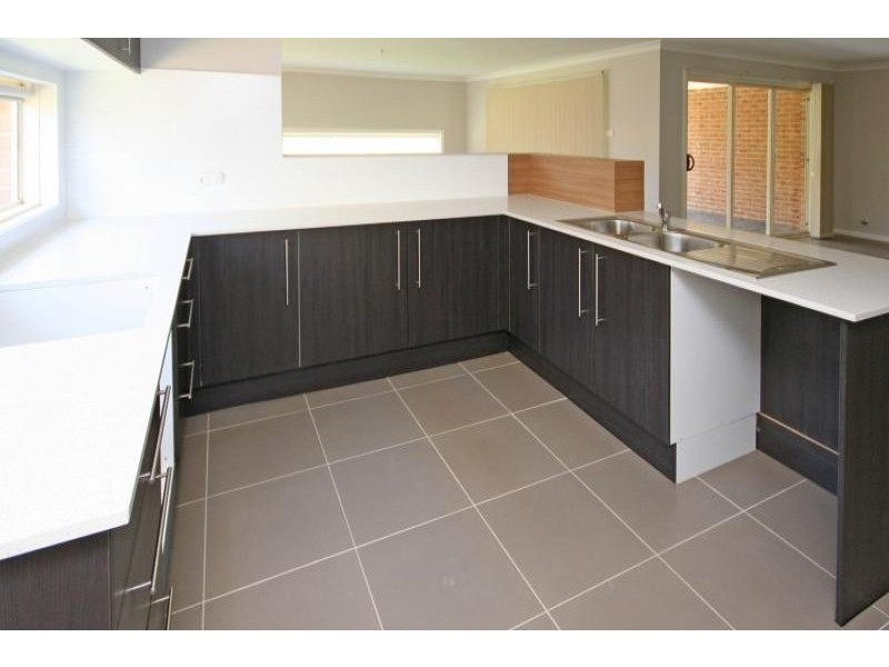 17 Bridgewater Boulevard, Camden Park NSW 2570