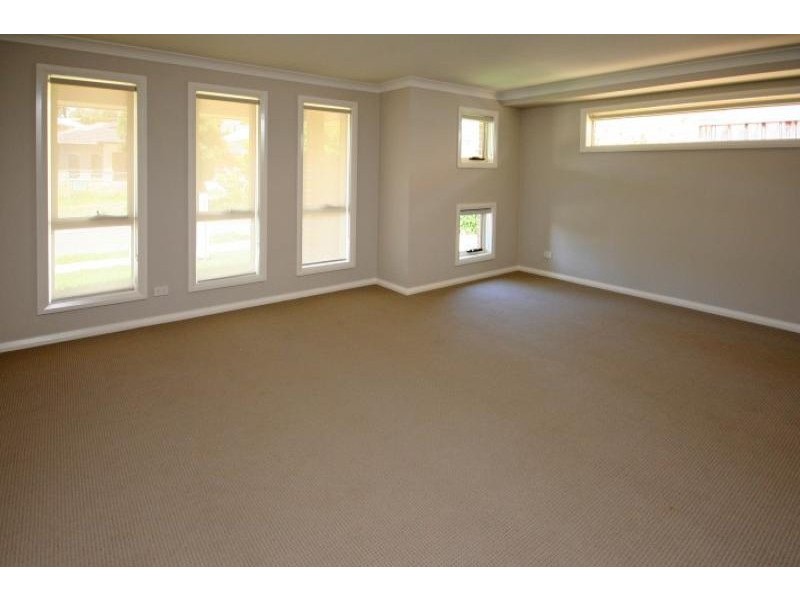 17 Bridgewater Boulevard, Camden Park NSW 2570