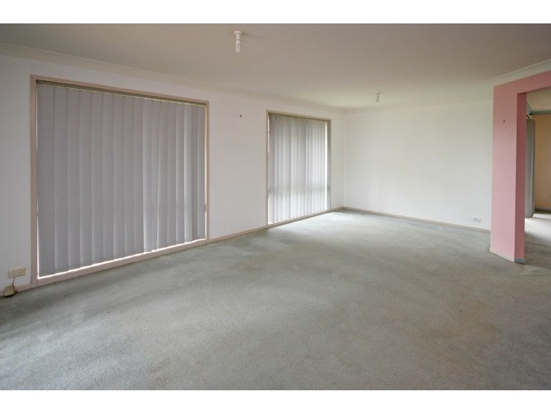 25 John Hunter Grove, Mount Annan NSW 2567