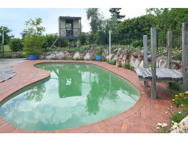 30 Willoughby Circuit, Grasmere NSW 2570