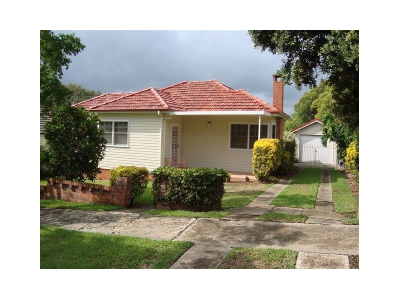 8 Gilbulla Avenue, Camden NSW 2570