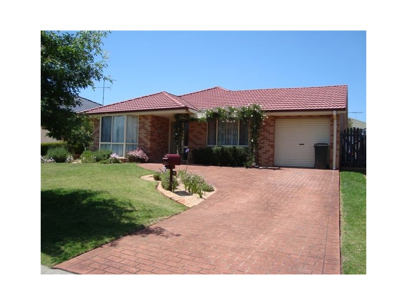 10 Plowman Road, Currans Hill NSW 2567