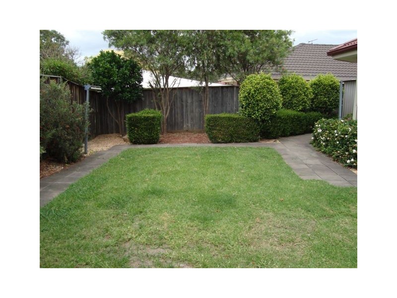10 Plowman Road, Currans Hill NSW 2567