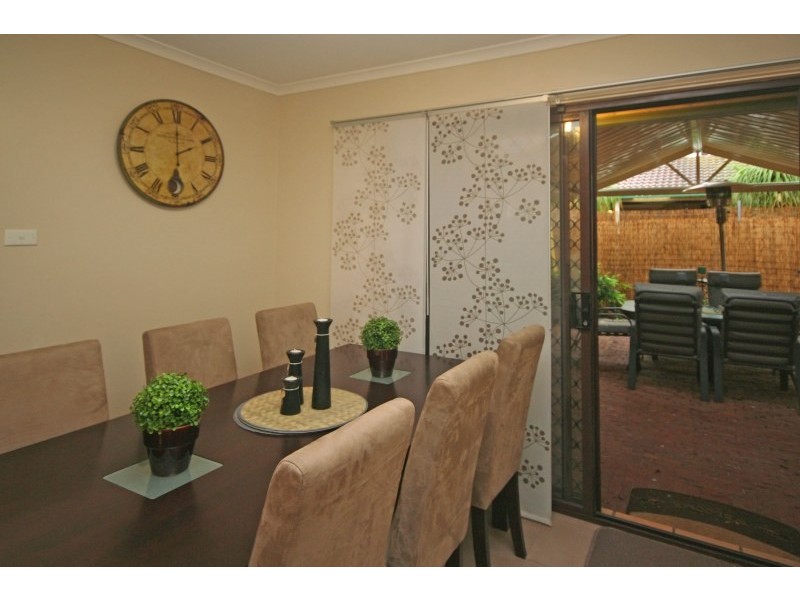 255 Welling Drive, Mount Annan NSW 2567