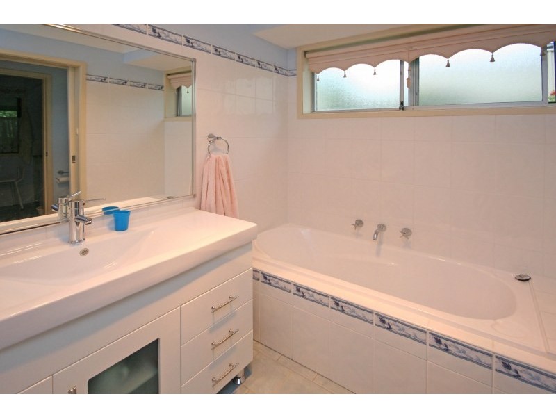 31 Forrest Crescent, Camden NSW 2570