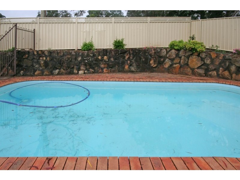 25 Thompson Place, Camden South NSW 2570