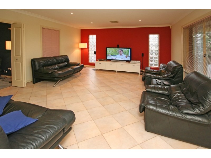 80 Planetree Drive, Narellan Vale NSW 2567