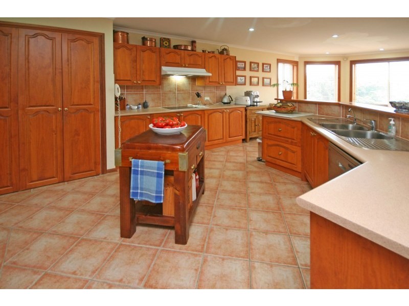 60 Mount Annan Drive, Mount Annan NSW 2567