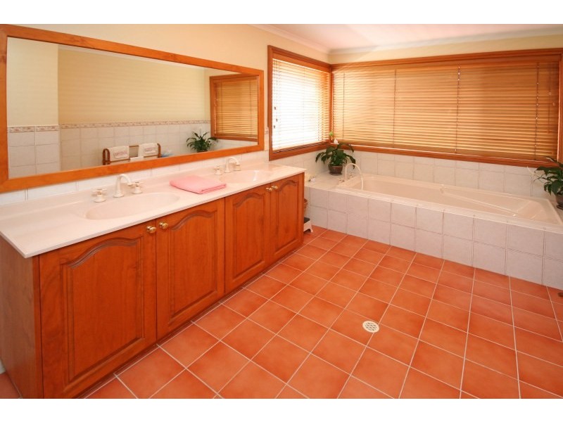 60 Mount Annan Drive, Mount Annan NSW 2567