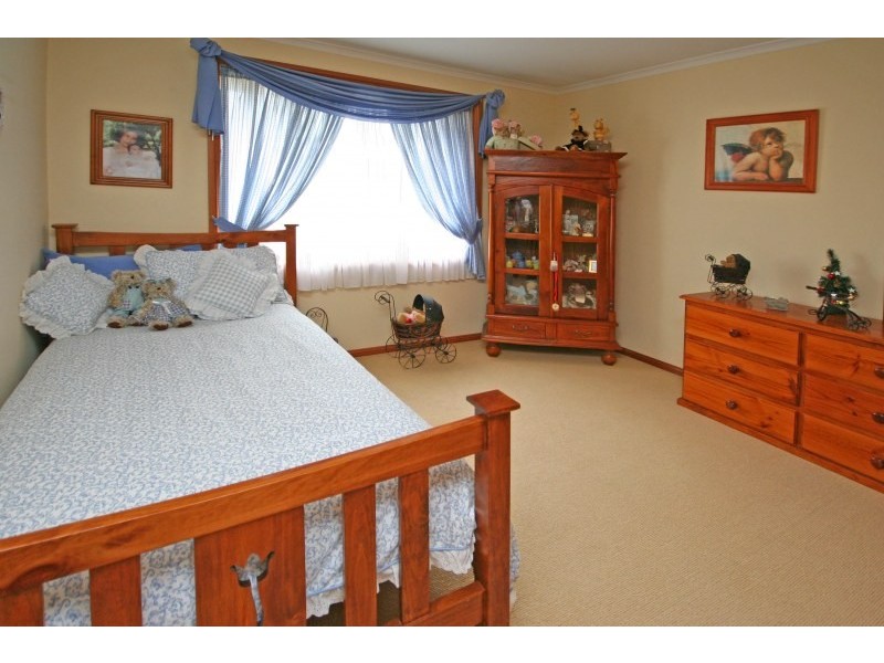 60 Mount Annan Drive, Mount Annan NSW 2567