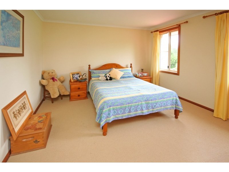 60 Mount Annan Drive, Mount Annan NSW 2567