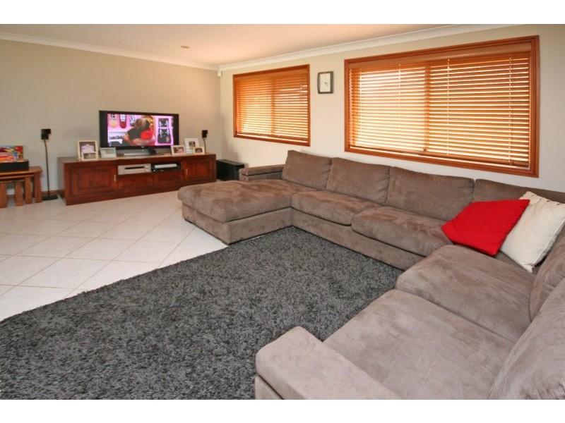 29 Veness Circuit, Narellan Vale NSW 2567