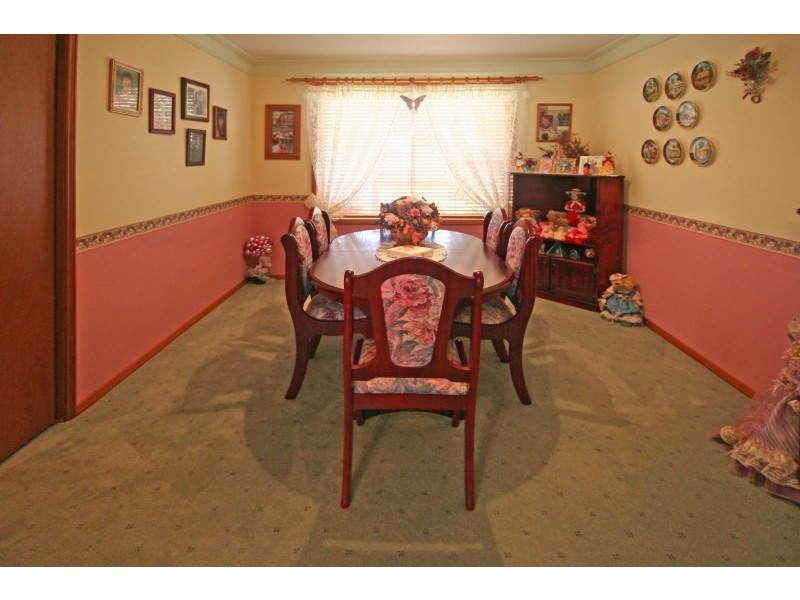 2 William Fahy Place, Camden South NSW 2570